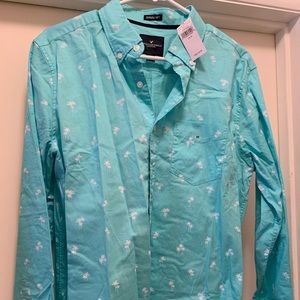 American eagle men’s button-down